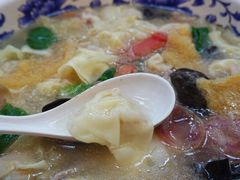 三鲜馄饨-刘长兴(逸仙桥店)