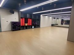 -力美健健身游泳俱乐部(顺联国际店)