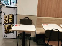 -麦当劳(中唱大厦店)