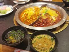 -沸炉重庆老火锅(军事博物馆店)