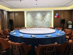 -粤盛海鲜平价店(洛溪食街店)
