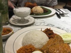 -关夫人餐厅(阳光广场店)