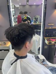 -藤野造型烫染·漂发