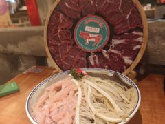 -周小明火锅(黑金冠社区店)