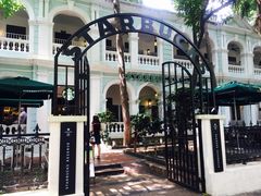 -星巴克臻选(广州沙面店)