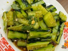 蒜泥拍黄瓜-谢记上海大排档(长寿路店)