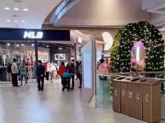 -东荟城名店仓