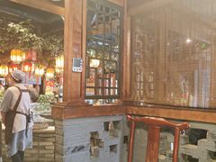 -万里闯关东铁锅炖菜馆(高新旗舰店)