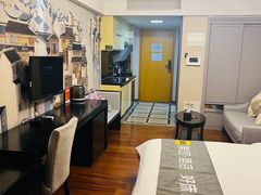 -寓米精品公寓(普君北路地铁站店)