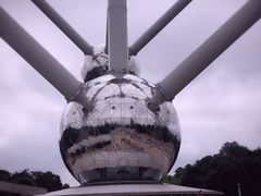 -原子球塔