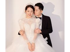 -经典婚纱摄影美学馆·私人定制