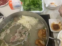 -黑山牛肉汤火锅(花城汇店)