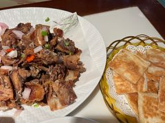 -荷塘秋月·本帮江浙菜(国权路店)