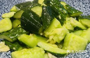 Chicken Mushroom and Cucumber Sprout