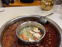 -岗上渣渣老火锅(两路口店)