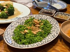 -Hoang Yen Vietnamese Cuisine