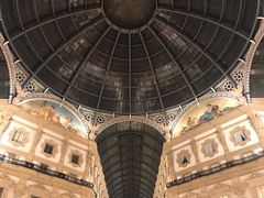 -埃马努埃莱二世拱廊