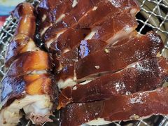 -琼大师东方烤乳猪(亚特兰蒂斯店)