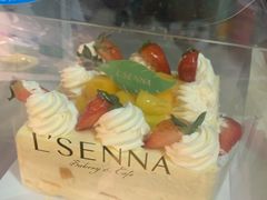 -罗森尼娜(德思勤店)