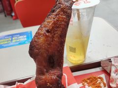 菠萝风味啤酒饮料-华莱士·全鸡汉堡(柳州店)