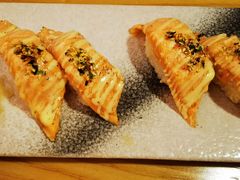 火炙三文鱼寿司-小句号·精致料理(江南环球港店)