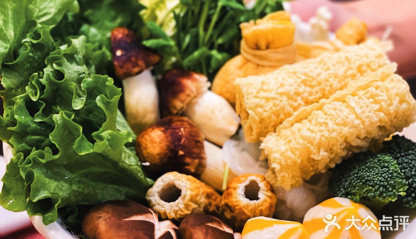 酙味野菜村·和牛寿喜烧放题自助