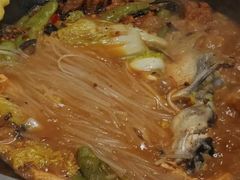 -哈尔滨烧烤·山河村铁锅炖(交大店)