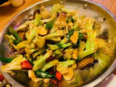 干锅花菜-大融厨·鸡毛店·川菜(果壳里东安湖店)