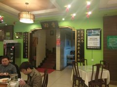 大堂-粤香村(清真川菜店)