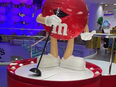 -m豆巧克力世界(上海世茂广场店)