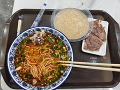 -伊穆祥牛肉面总店·清真