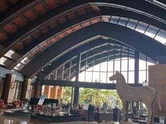 -三亚湾海居铂尔曼度假酒店