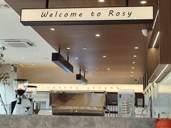 -Rosy洛绮·蛋糕咖啡店