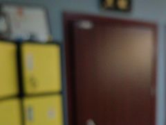 -不倒翁实景剧情密室逃脱(光明凤凰城站店)