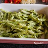 超级简单的干煸四季豆来了，好吃又方便