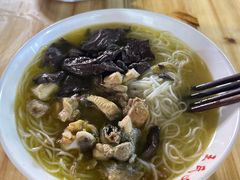 -文山荷鲜居(翠湖店)