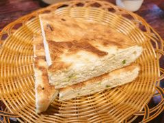 蓝田葱花饼-蓝田九大碗民俗食府(蓝田店)