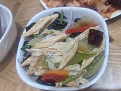 -三好食堂(煎饺·馄饨·肉饼米线·盛世广场店)