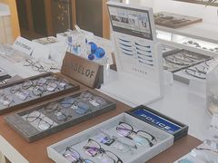 -视野联行眼镜·蔡司·尼康战略合作店(城西银泰店)