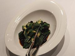 -海派美食·家宴海鲜青岛菜·石锅鲽鱼头(东方城店)
