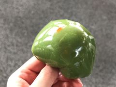 咸蛋黄肉松青团-许阿姨糕团店(南京总店)