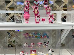 -泡泡玛特POPMART(上海环球港店)