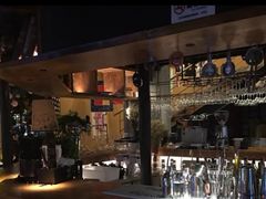 -临界音乐酒馆·小龙虾·江湖菜(华熙LIVE·鱼洞店)