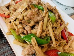 鲜笋炒肉片-自游人·美食一楼·地道徽菜(三十年名店)