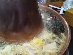 -果松木炭酸菜铜火锅·外婆参鸡汤