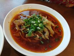 -重庆小面·抄手(解放碑好吃街店)