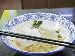 -丫丫桂林米粉(学府店)