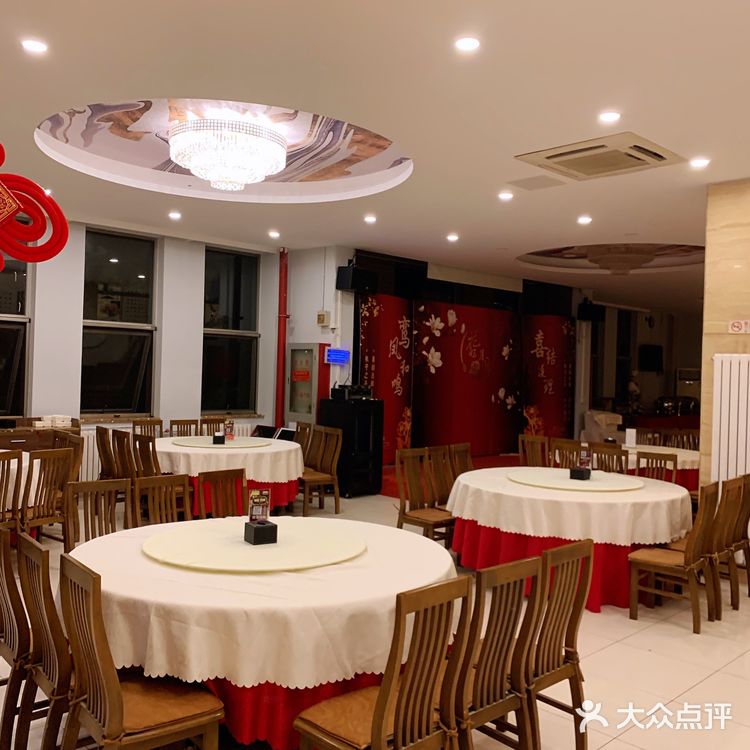 最地道的老北京烤鸭｜金百万烤鸭店