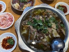 -谢老五跷脚牛肉·非遗传承店