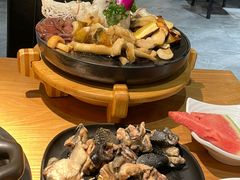 -一朵菌·野生菌探索家火锅(南亚店)
